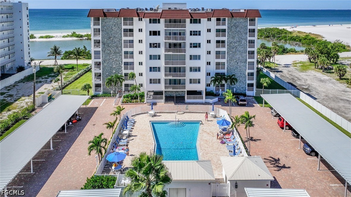 2 bed home in Fort Myers Beach