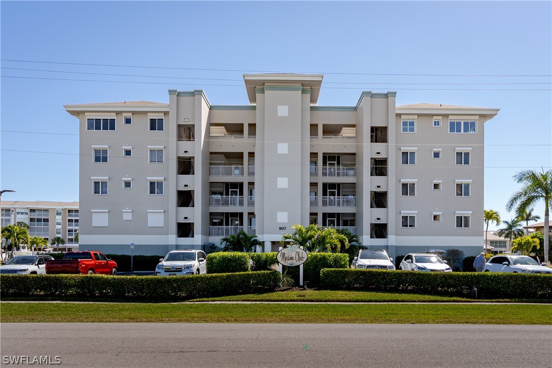 3 bed home in Marco Island