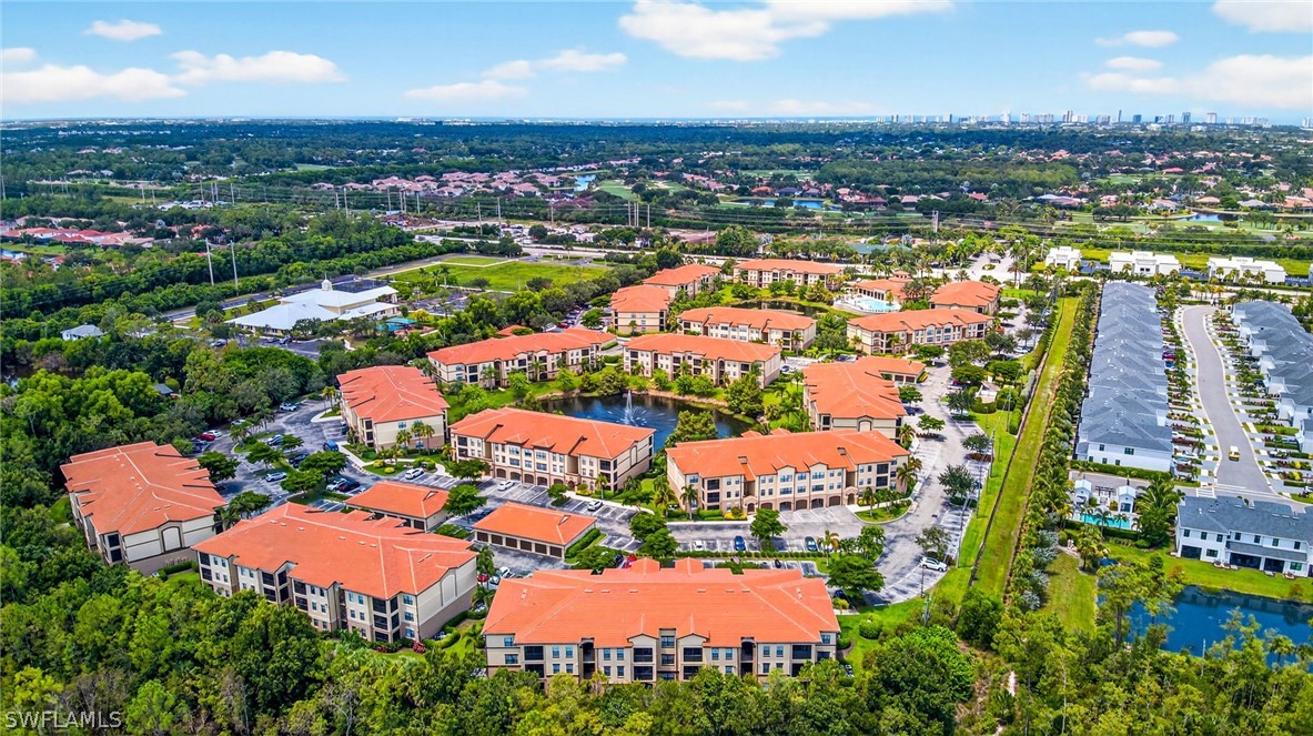 1 bed home in Naples