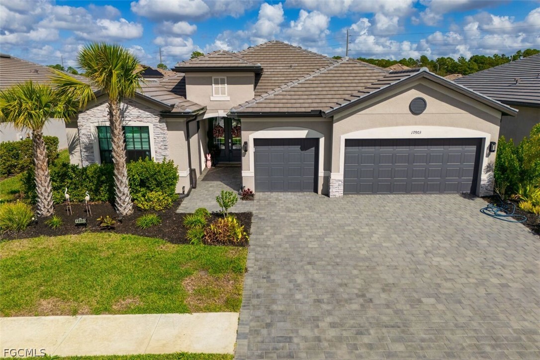 3 bed home in Fort Myers