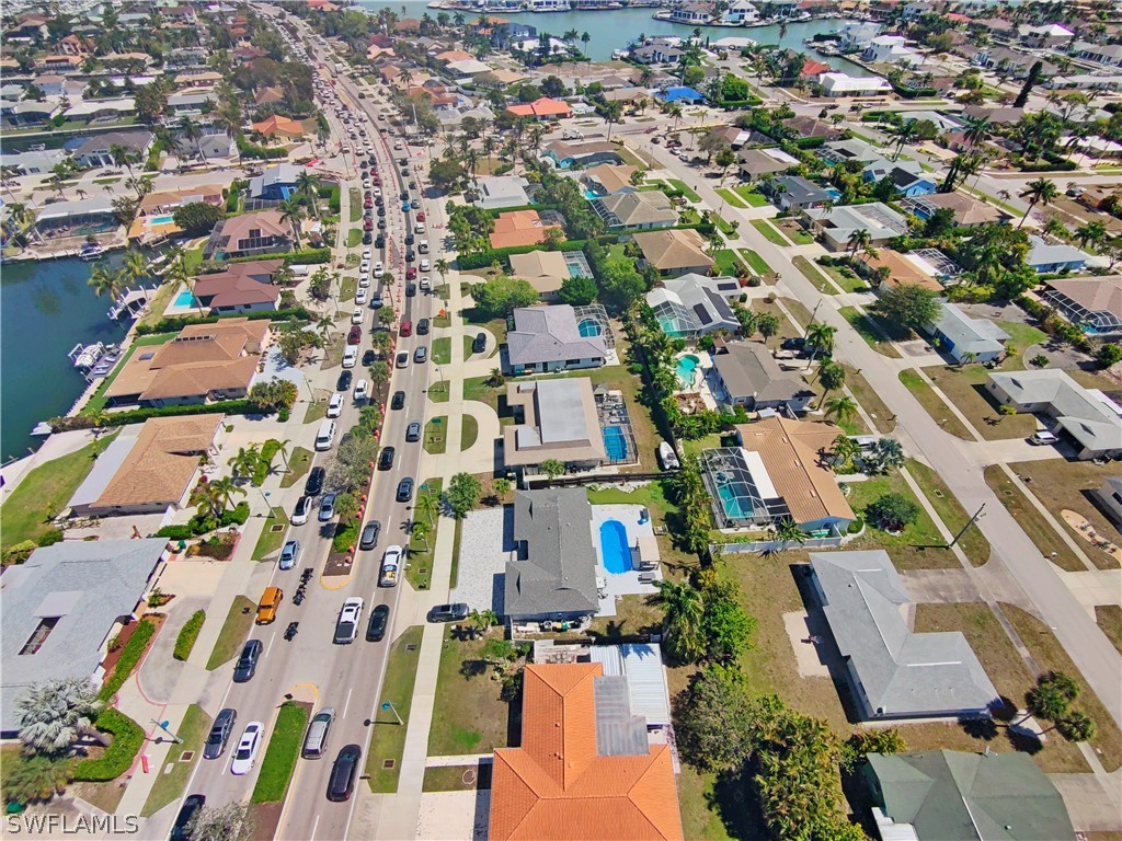 2 bed home in Marco Island