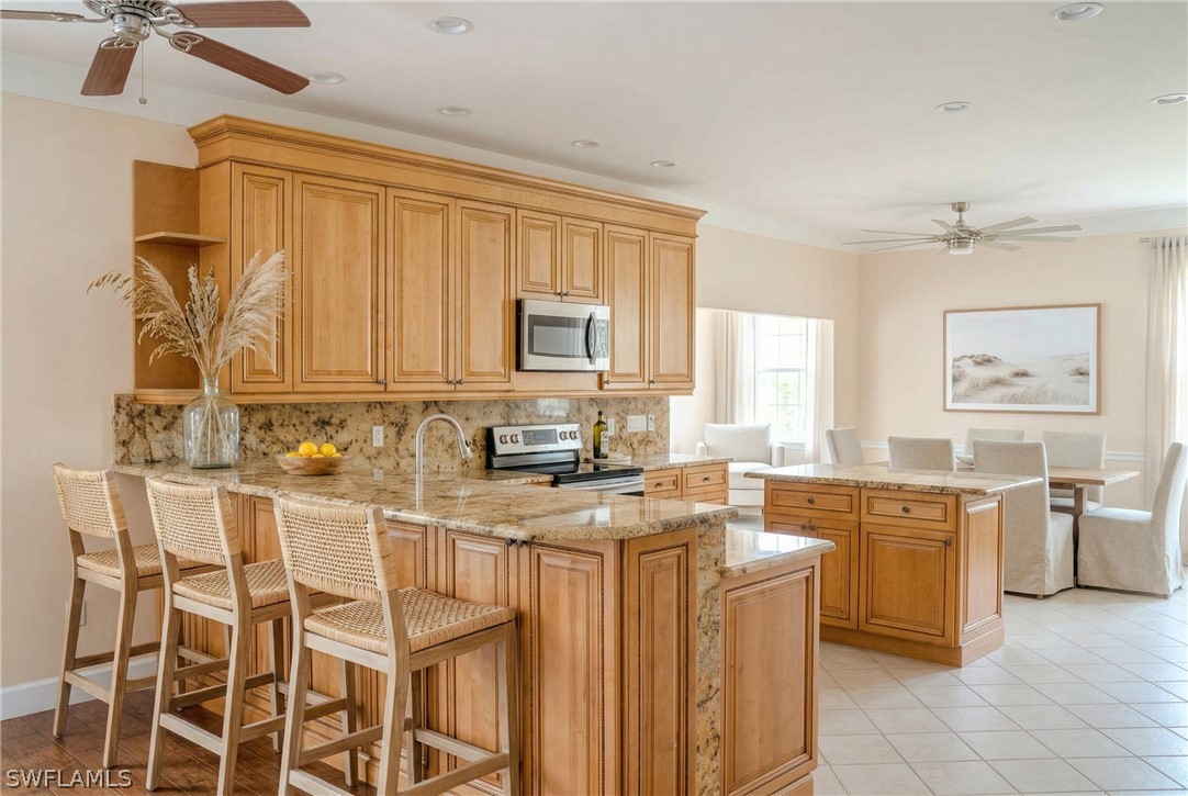 5 bed home in Bonita Springs