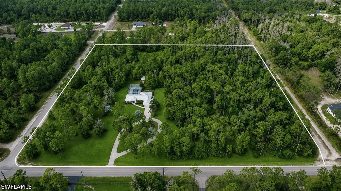 4 bed home in Naples
