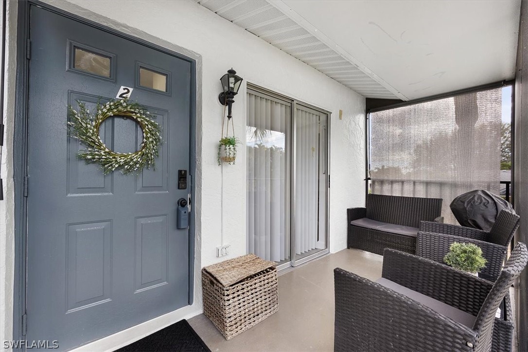 2 bed home in Naples