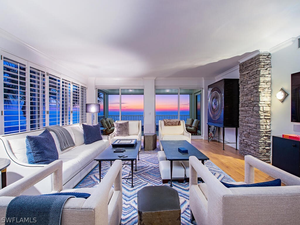 3 bed home in Naples