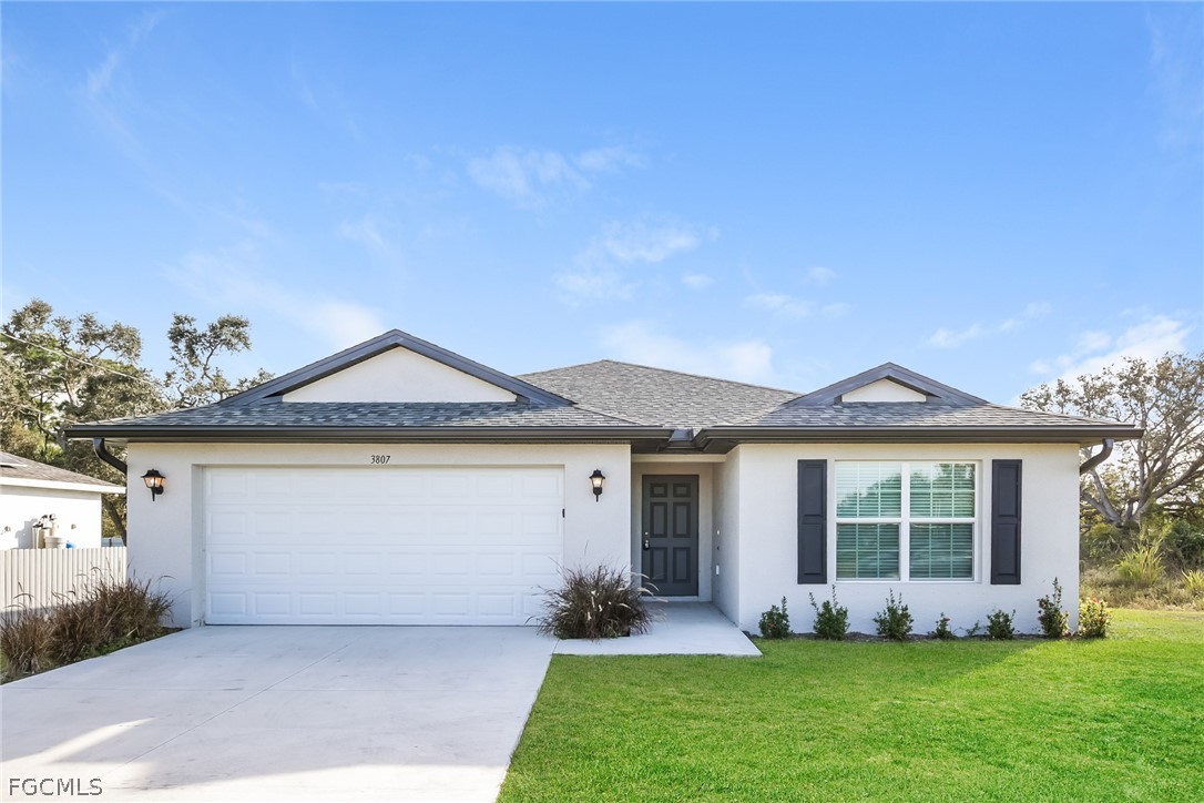 4 bed home in Lehigh Acres