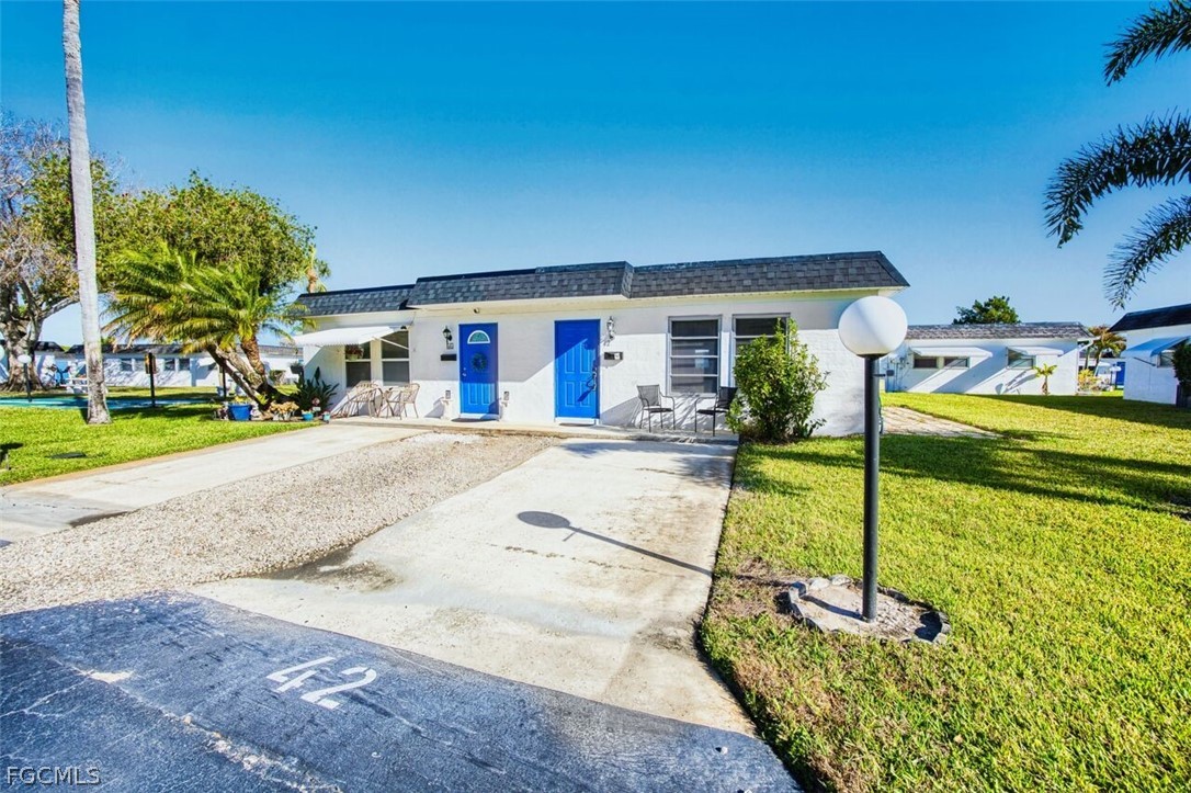 2 bed home in Lehigh Acres