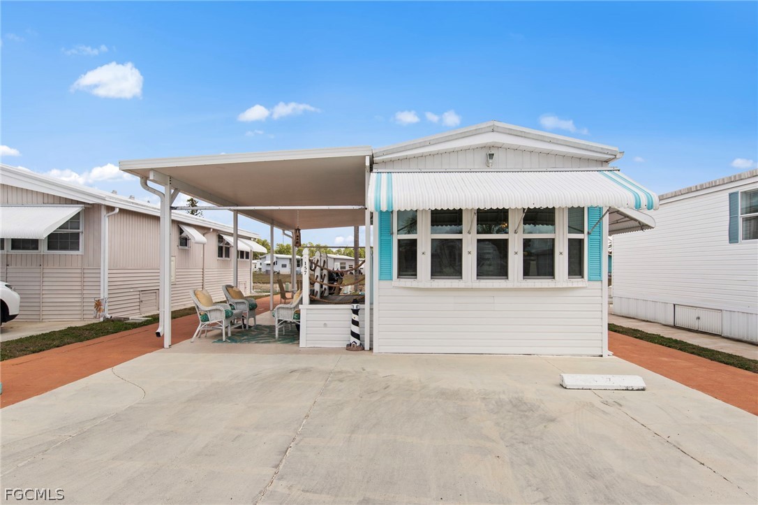 1 bed home in North Fort Myers