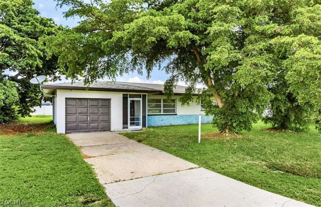 2 bed home in Cape Coral