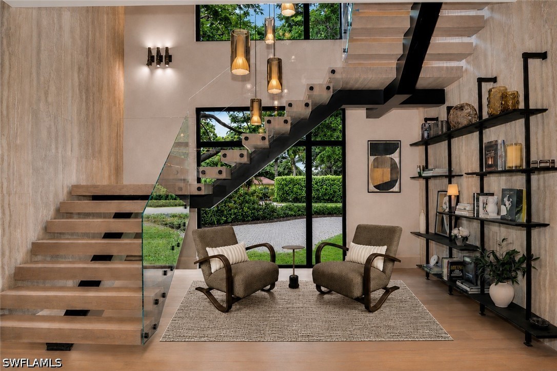 5 bed home in Naples