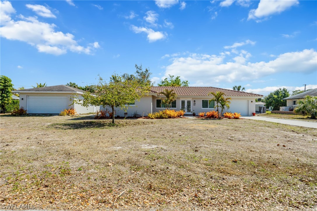 2 bed home in Bonita Springs