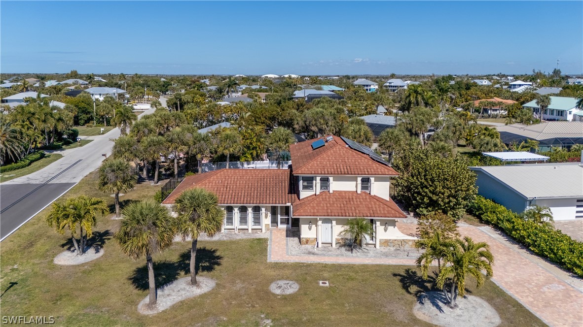 4 bed home in Sanibel