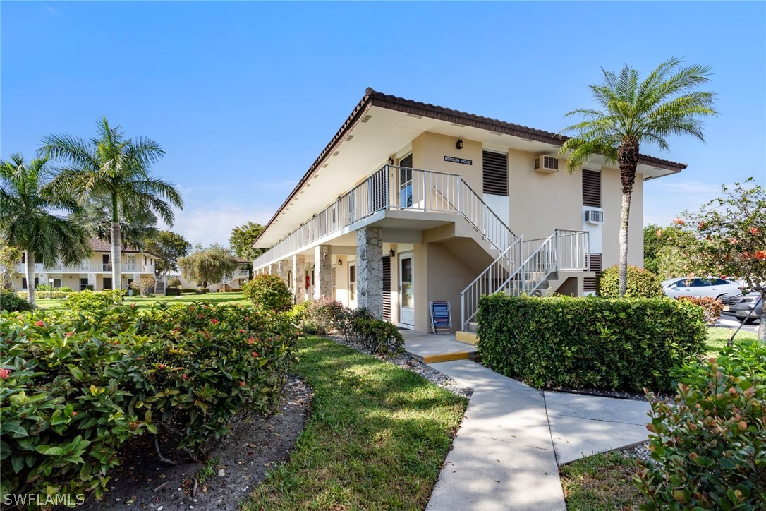  bed home in Marco Island