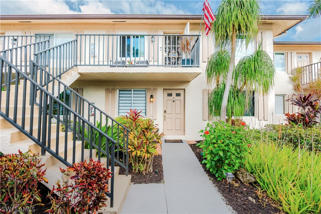 2 bed home in Naples