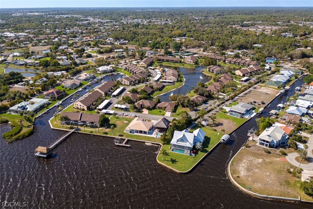 2 bed home in North Fort Myers