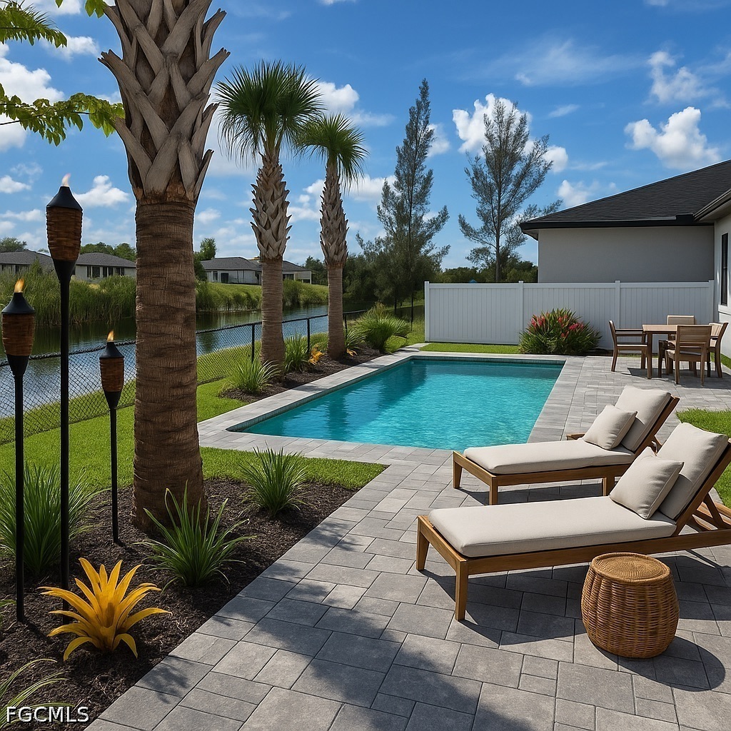 3 bed home in Cape Coral