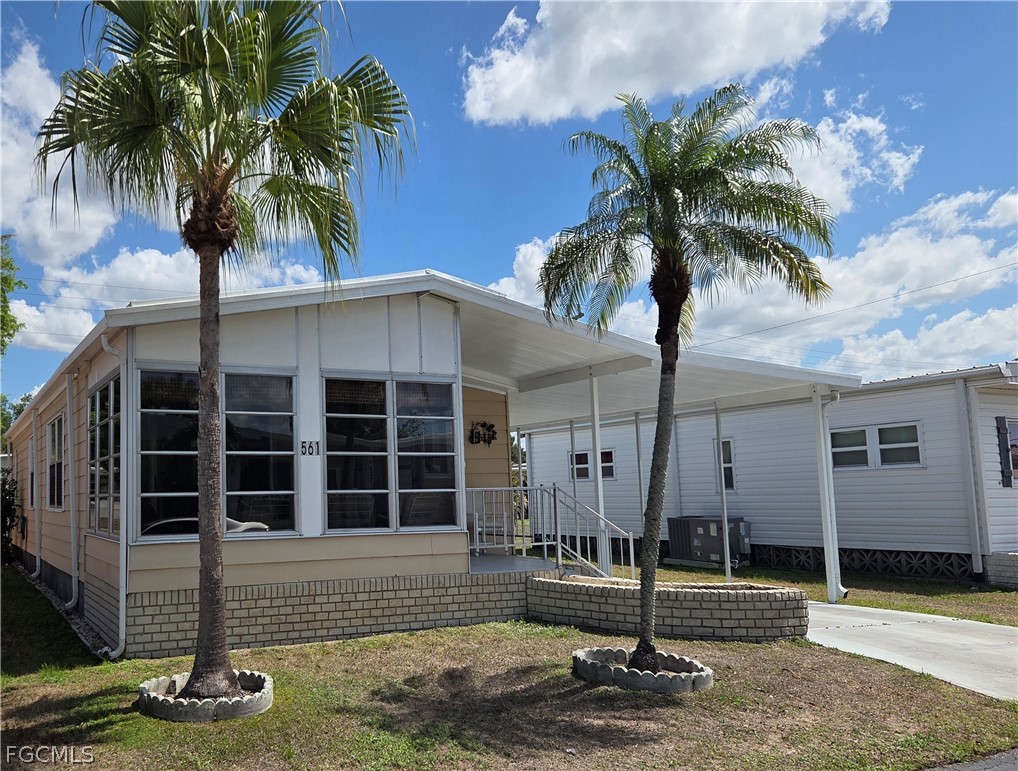 2 bed home in North Fort Myers