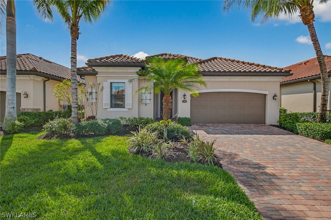 4 bed home in Naples