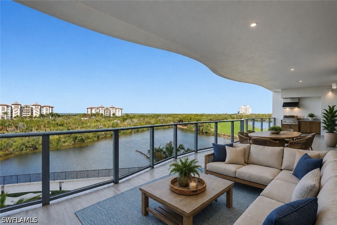 3 bed home in Bonita Springs