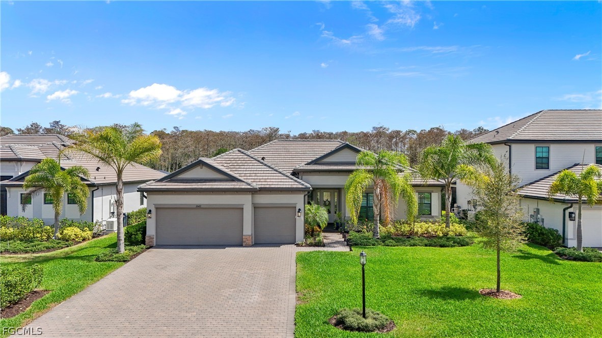 4 bed home in Estero
