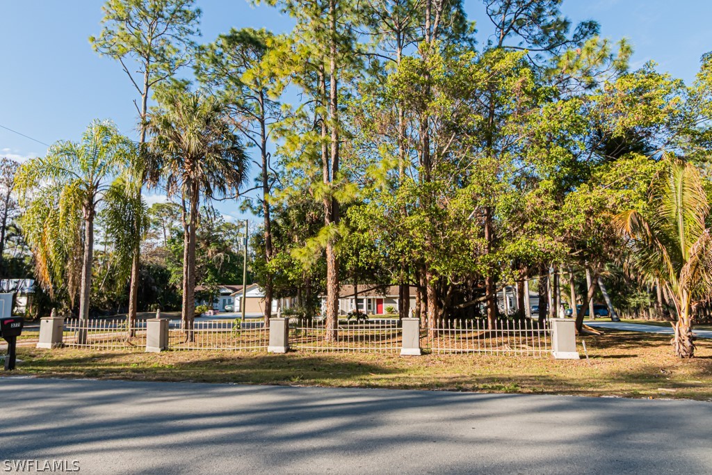 4 bed home in Naples