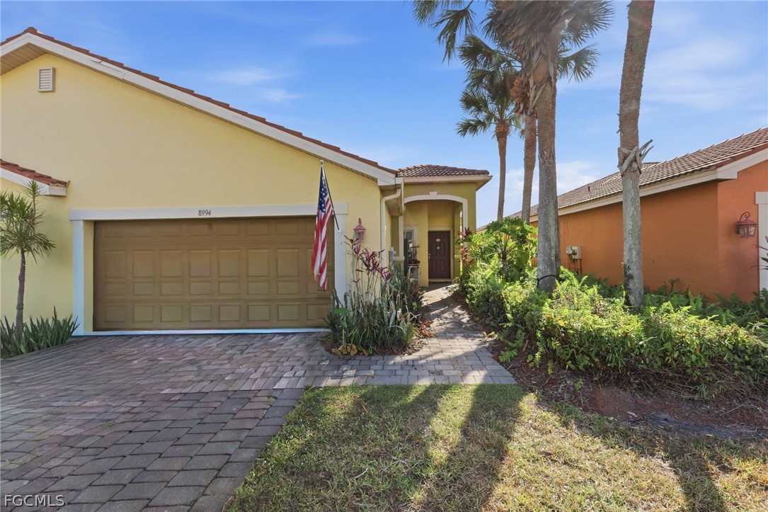 2 bed home in Lehigh Acres