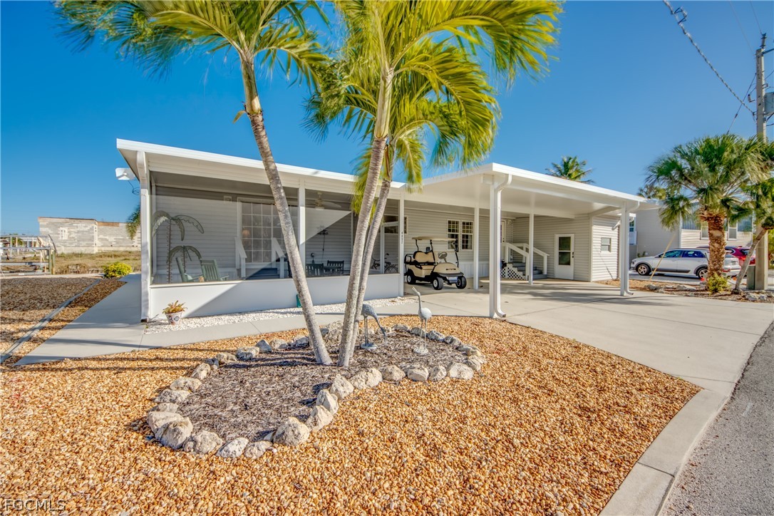 3 bed home in St James City