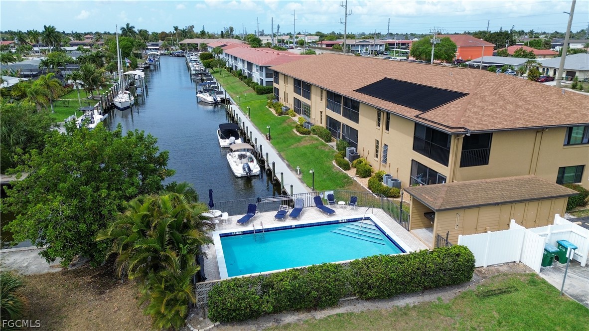 2 bed home in Cape Coral