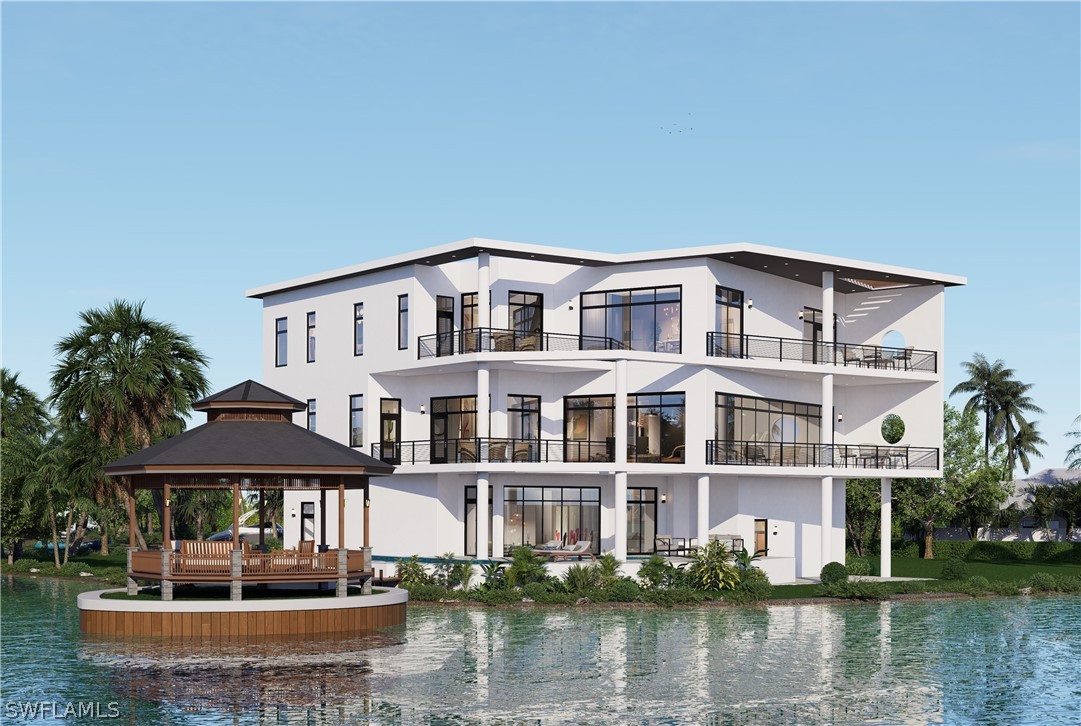 4 bed home in Bonita Springs