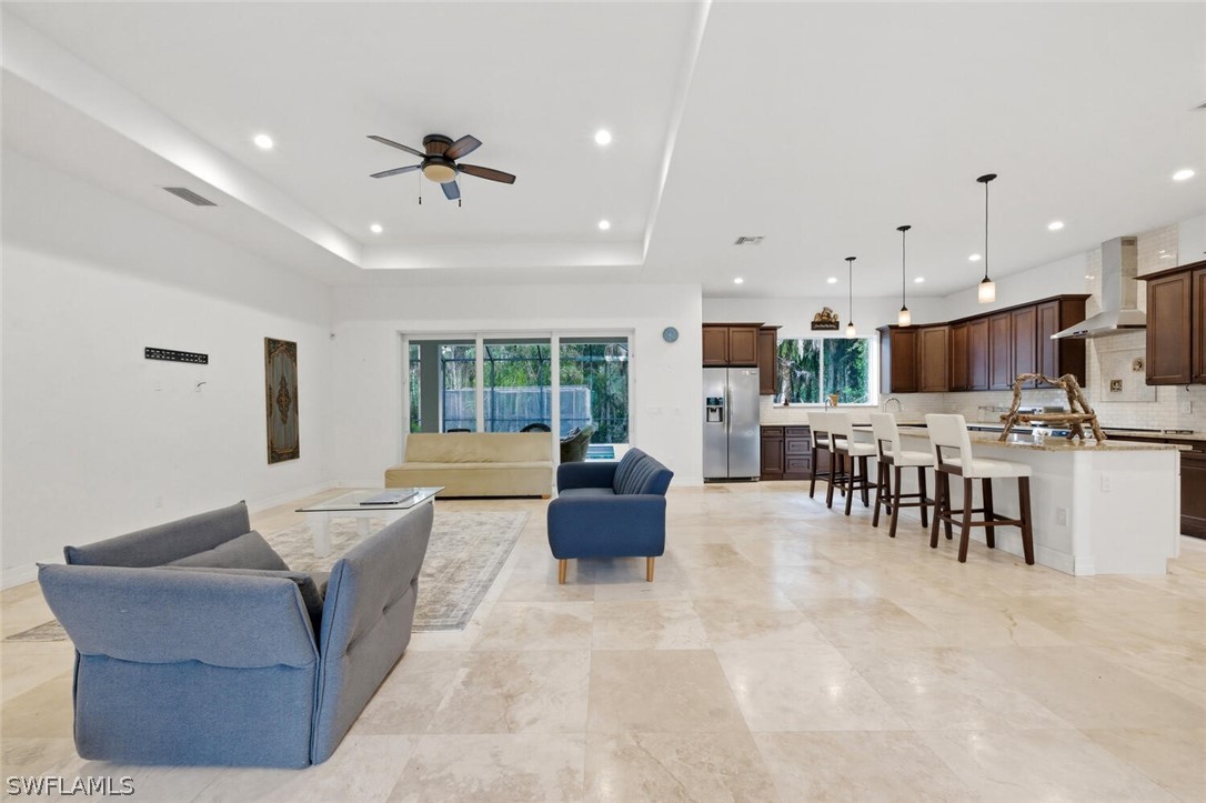 3 bed home in Naples