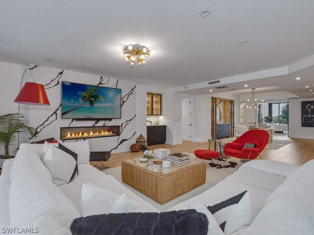 4 bed home in Naples