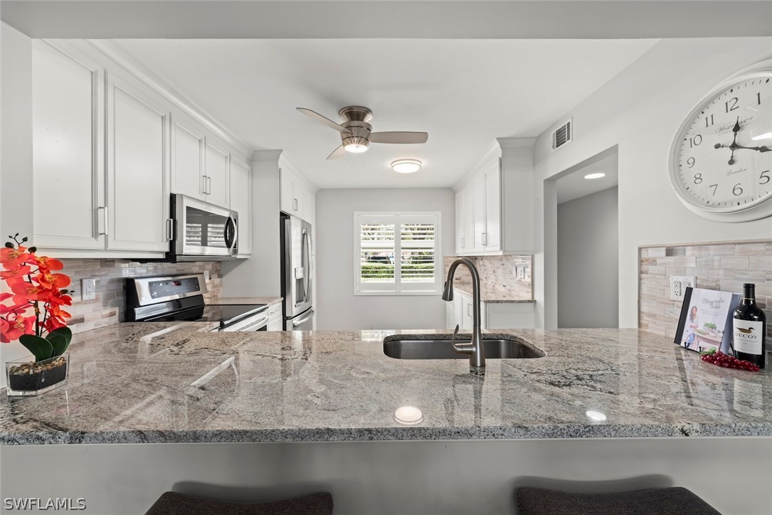 2 bed home in Naples