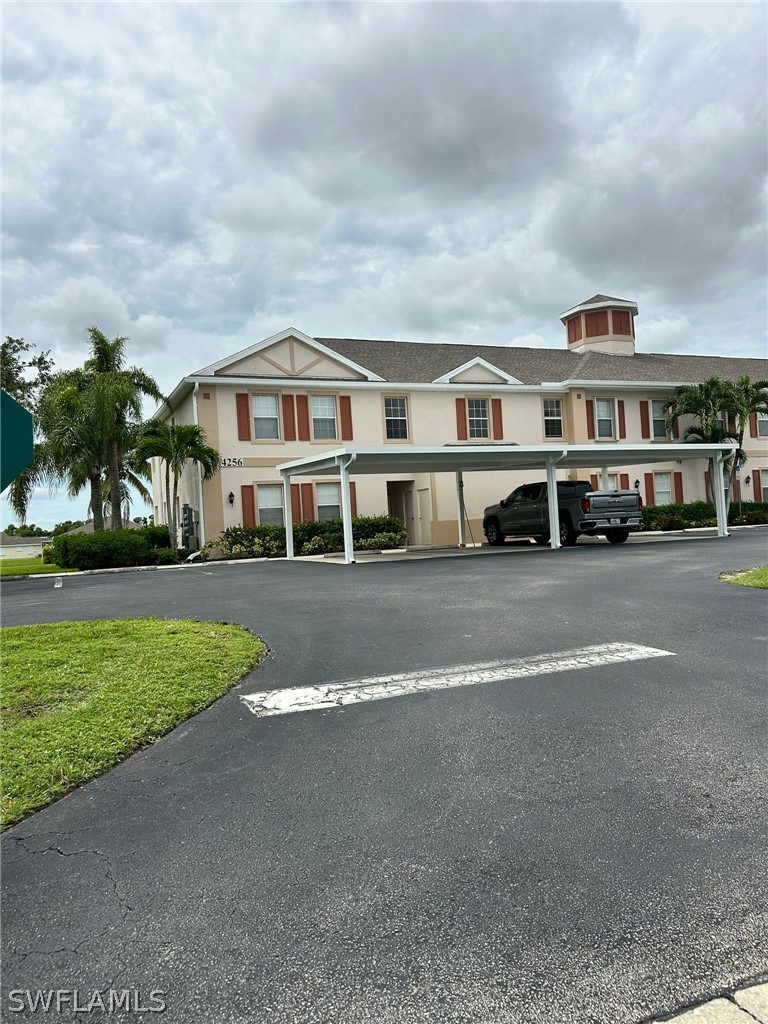 3 bed home in Fort Myers