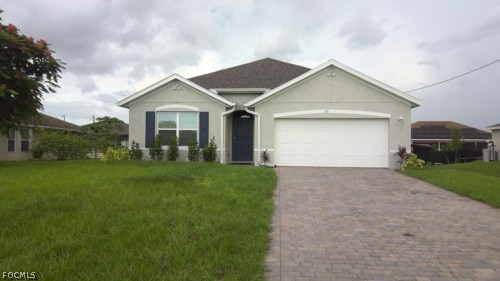 4 bed home in Lehigh Acres