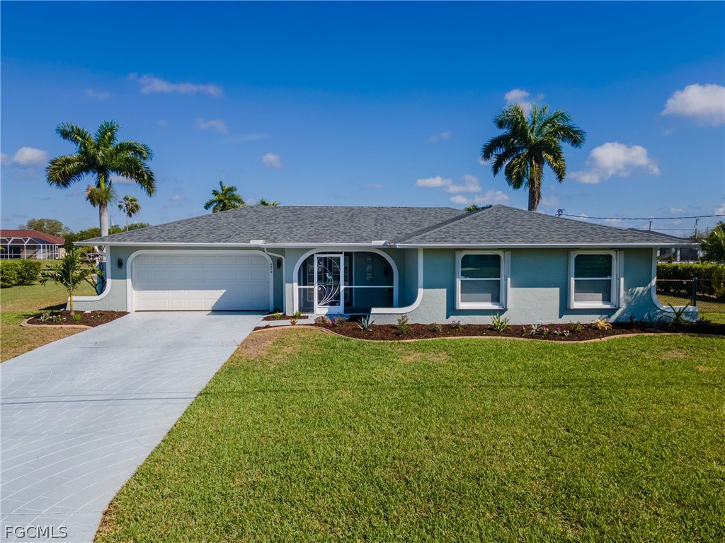 3 bed home in Cape Coral