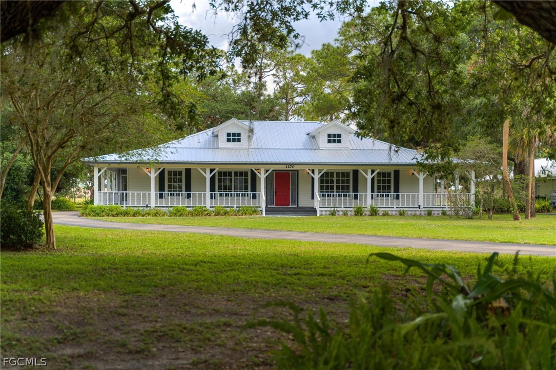 4 bed home in Labelle