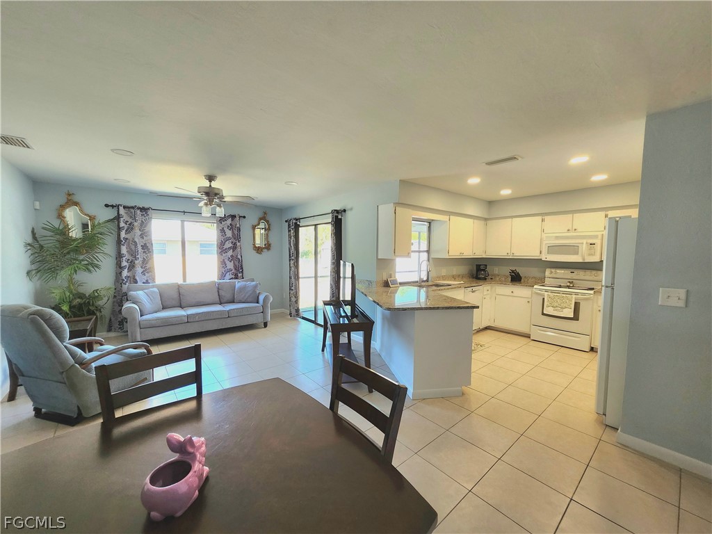 3 bed home in Fort Myers