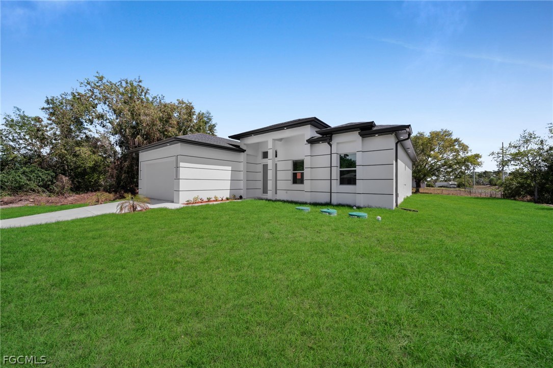 4 bed home in Lehigh Acres