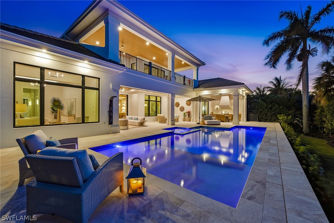 5 bed home in Naples