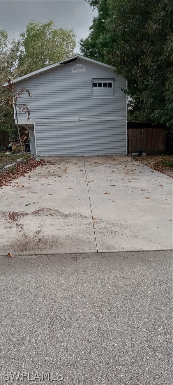 3 bed home in Lehigh Acres