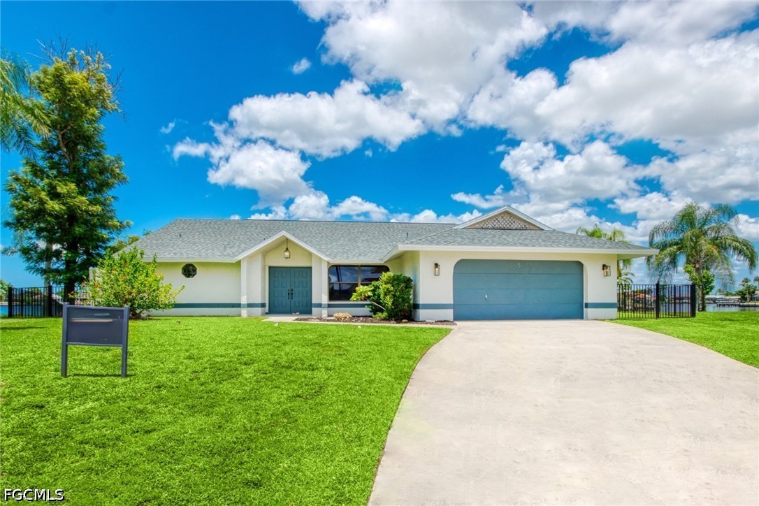 3 bed home in Cape Coral