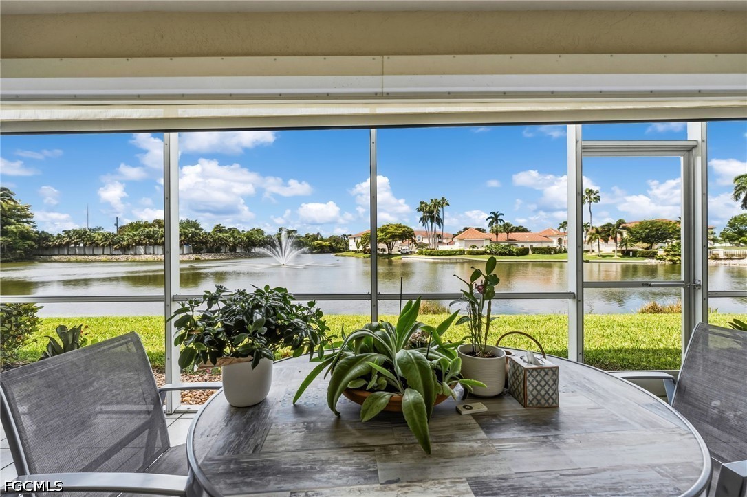 2 bed home in Fort Myers