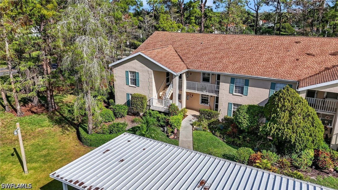 2 bed home in Naples