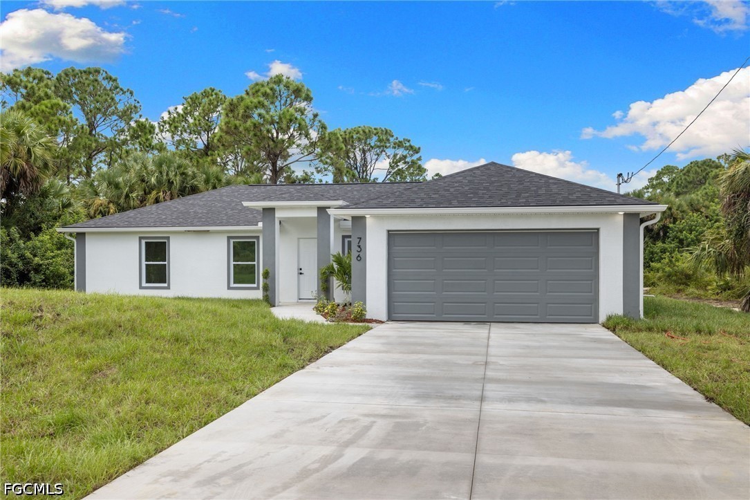 4 bed home in Lehigh Acres