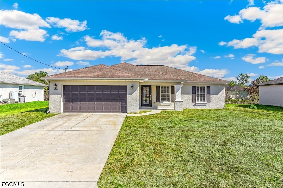 3 bed home in Lehigh Acres