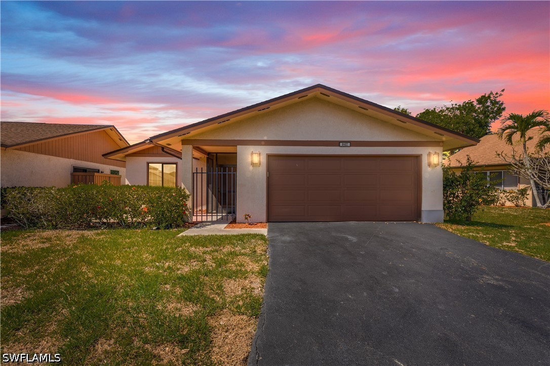 2 bed home in Fort Myers
