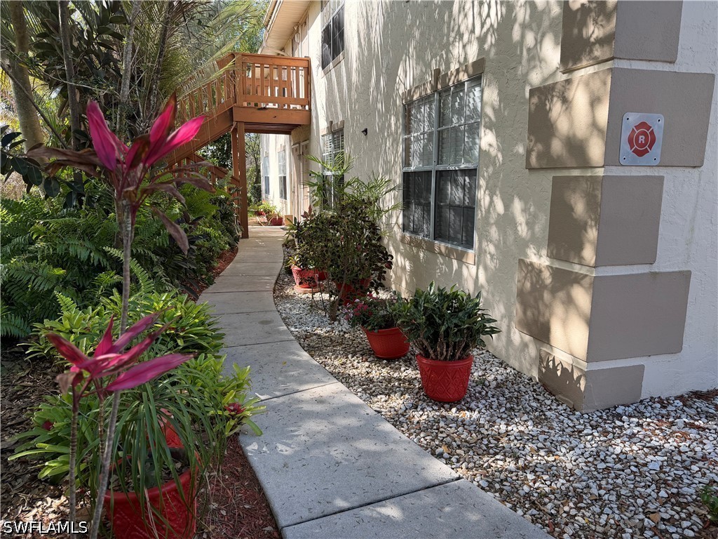 2 bed home in Naples
