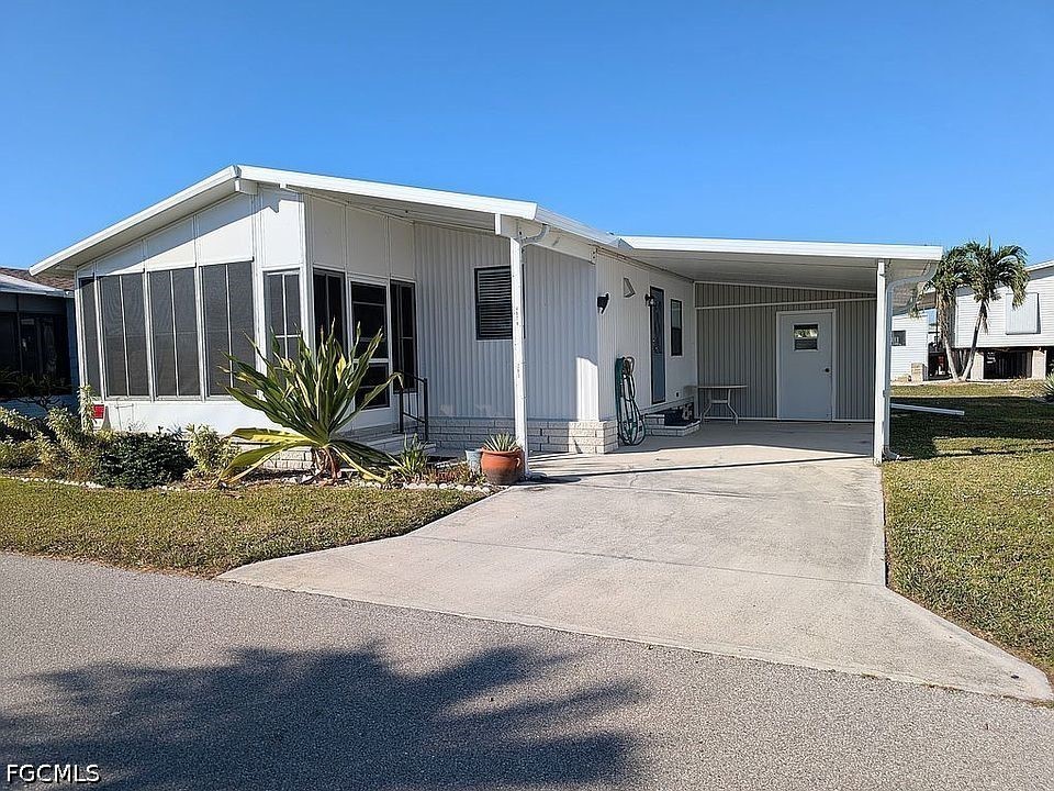 2 bed home in St James City