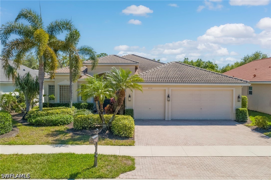 4 bed home in Naples