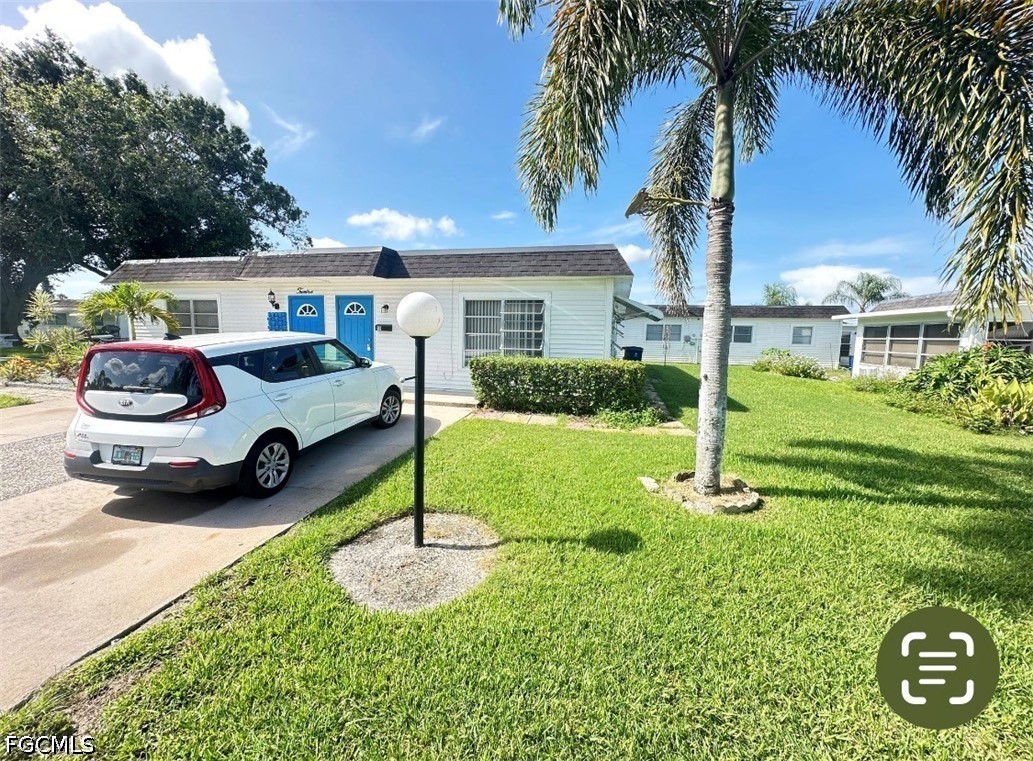 2 bed home in Lehigh Acres